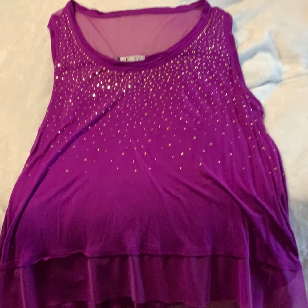 Jennifer Lopez 2X purple shirt with gold studs